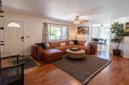 Country Cowboy Hot Tub Hideaway on 20 Acres Pet Friendly near PCT Anza and Julian - Image 4