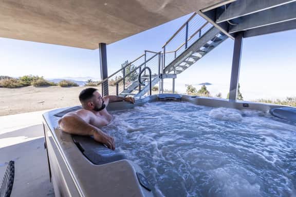 Dream House Hideaway and Hot Tub with Amazing View