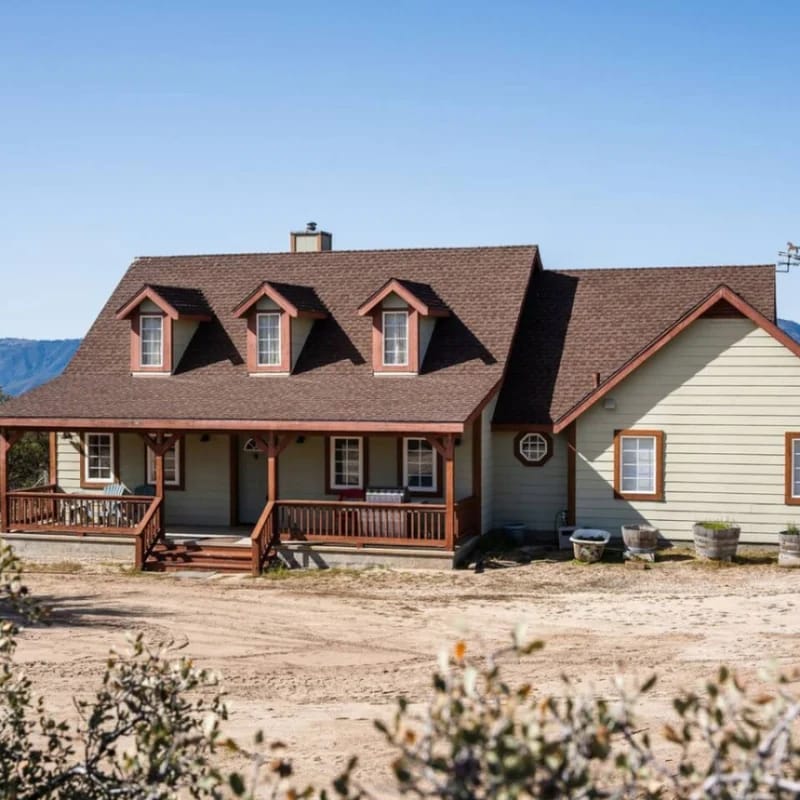 Pet Friendly Hot Tub Country Hideaway Amazing Views on 40 acres